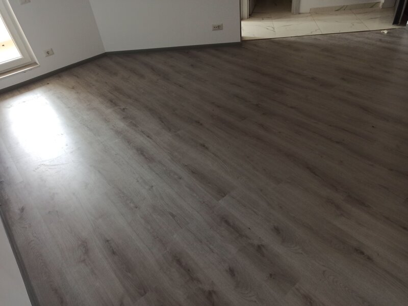 Postalionului, langa STB 241, 10 min. metrou Ap.Patriei, garsoniera